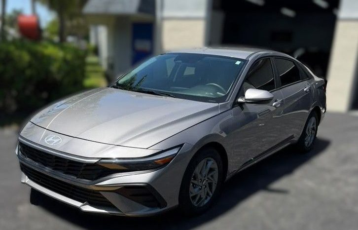 
								2023 KIA FORTE SEDAN full									