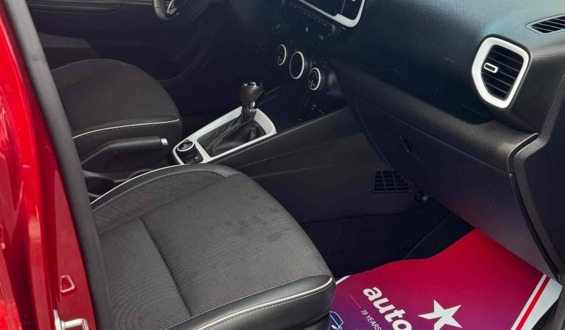 
								2024 HYUNDAI VENUE SUV full									
