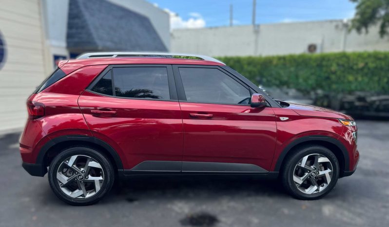 
								2024 HYUNDAI VENUE SUV full									