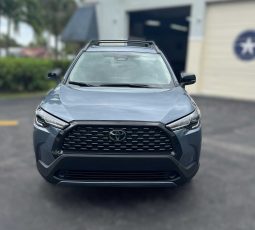 
										2025 TOYOTA COROLLA CROSS SUV full									